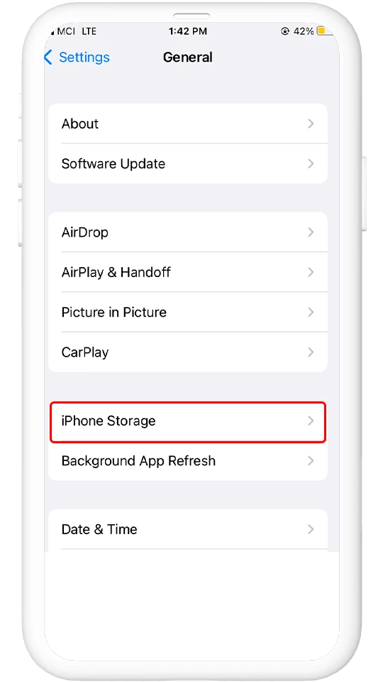 مراجعه به بخش iphone storage